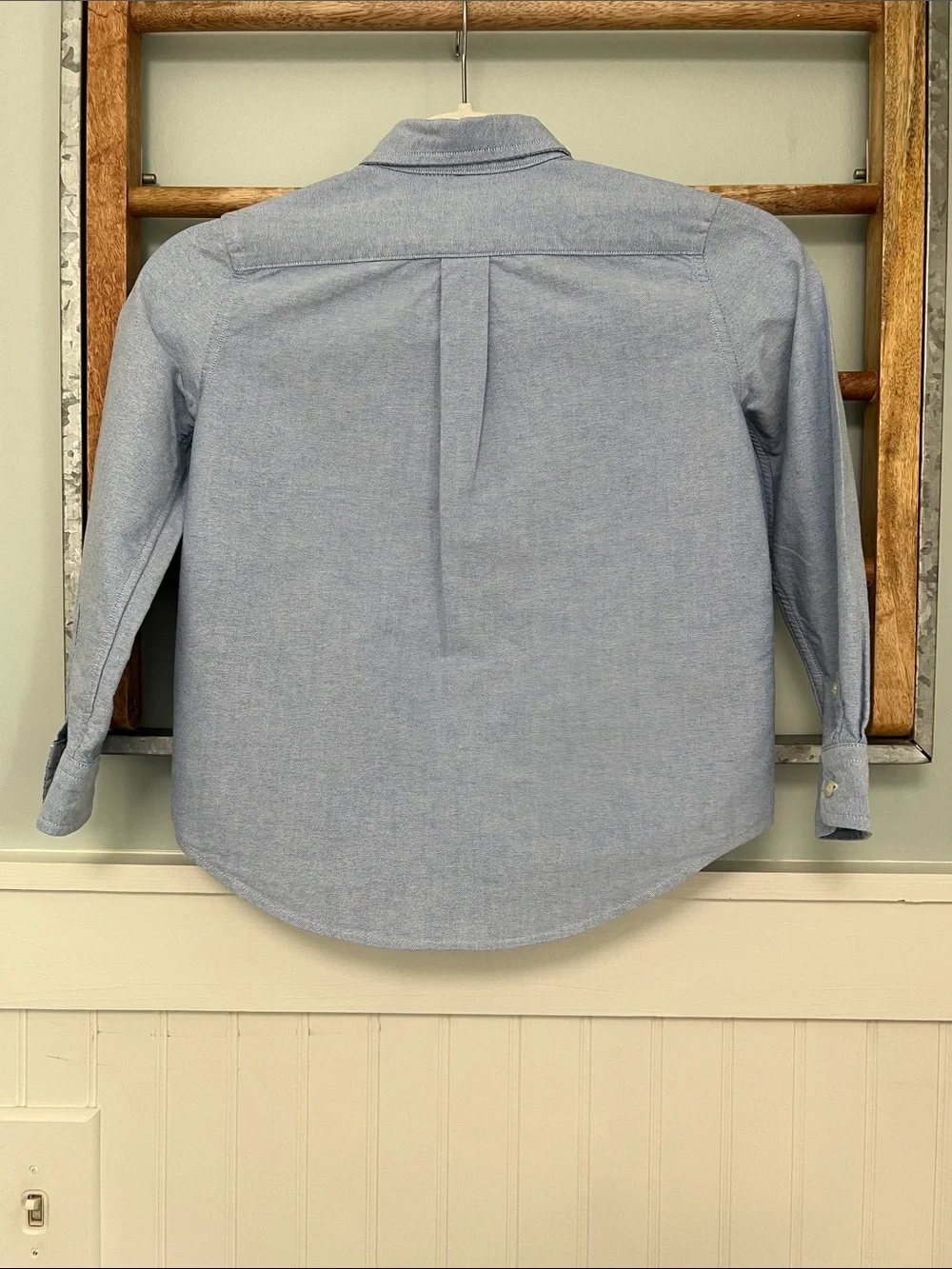 Boys Ralph Lauren  Blue chambray long sleeve Button-Down Shirt for Kids size 6